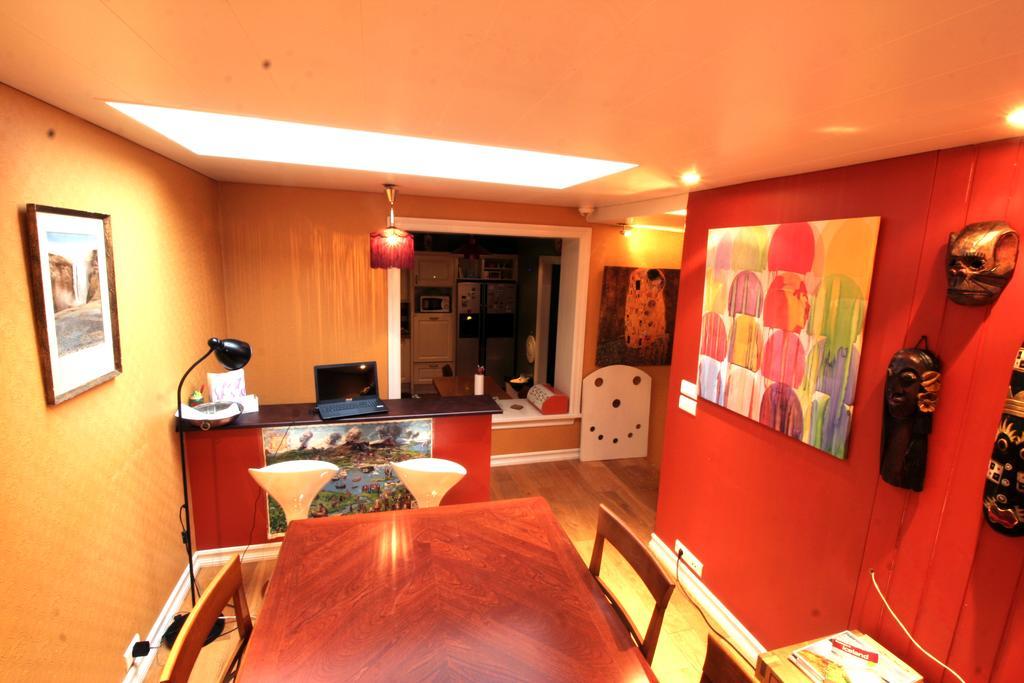 Our House Guesthouse Reykjavík Dış mekan fotoğraf