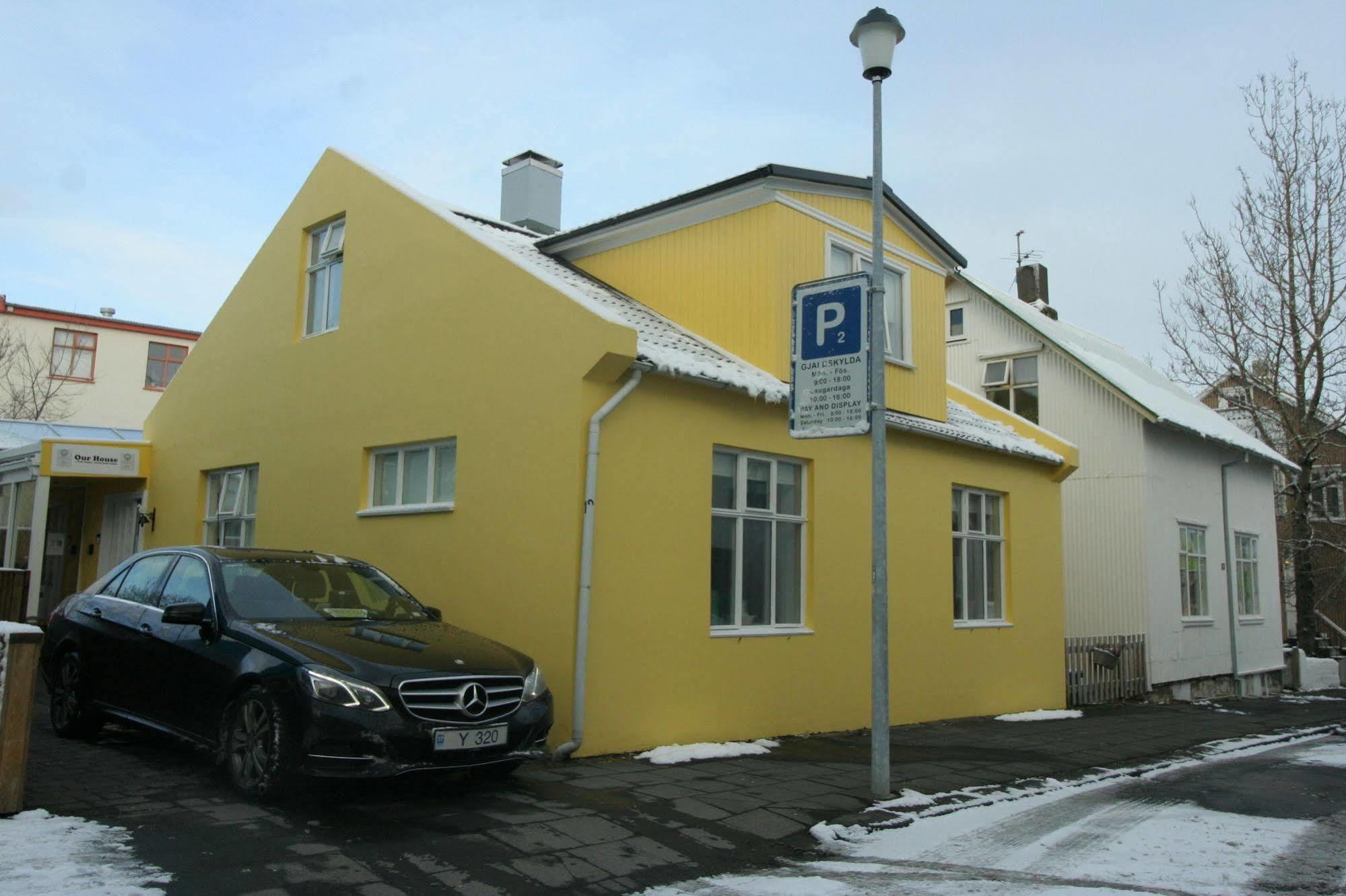 Our House Guesthouse Reykjavík Dış mekan fotoğraf